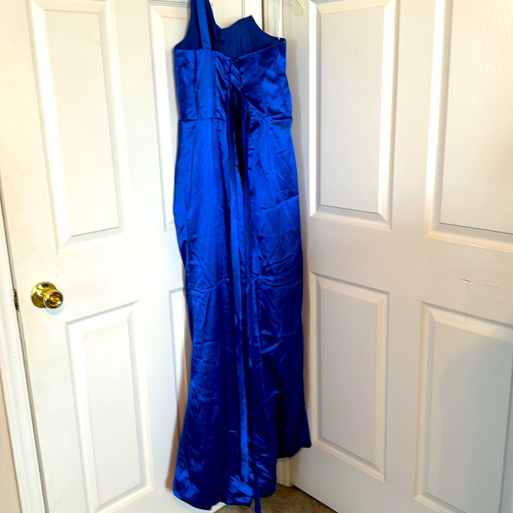 *NWOT long royal blue evening gown - Picture 5 of 8